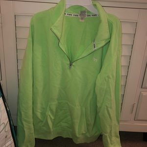 neon green VS PINK pullover 🤍